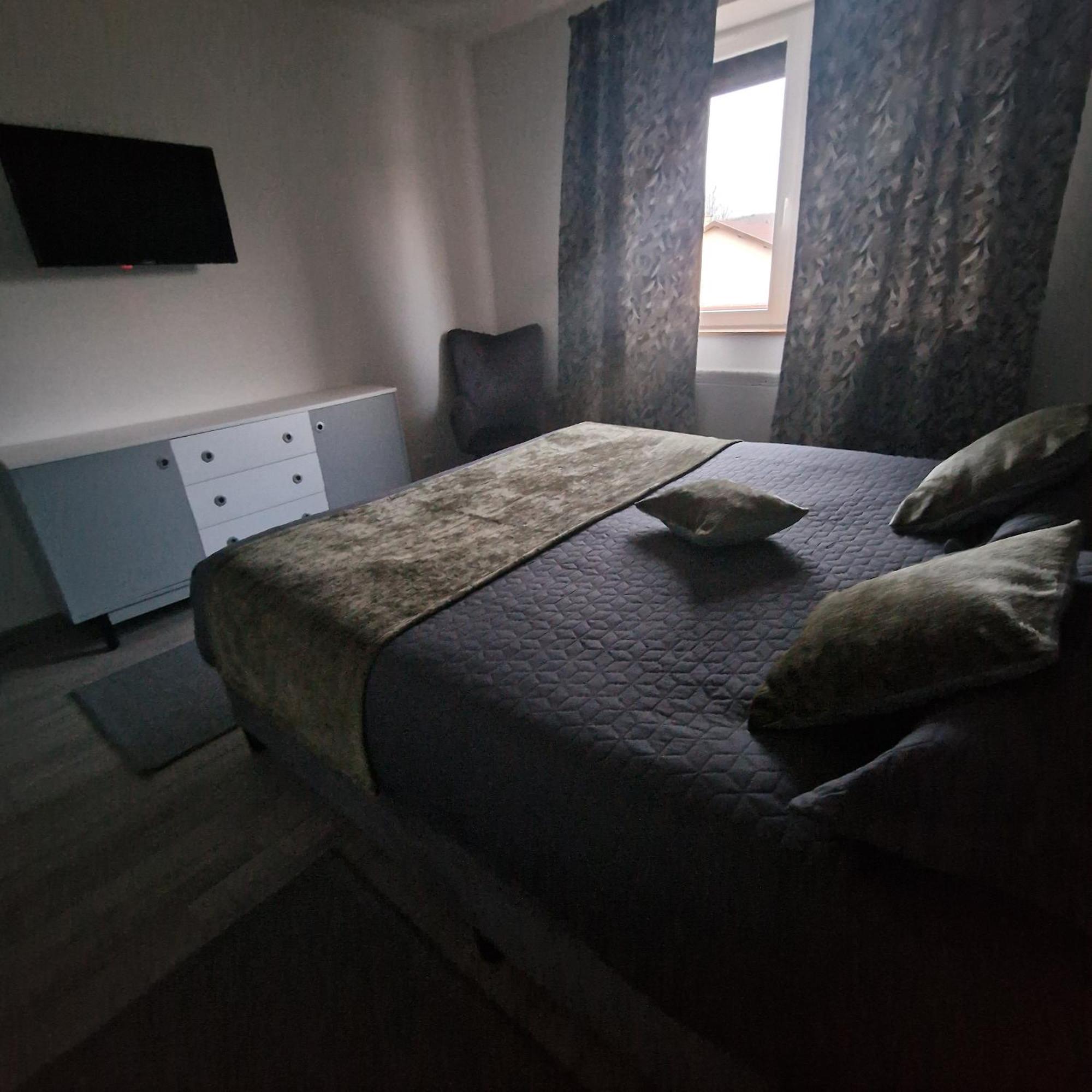 Homestay Les De Sandra Nurieux-Volognat